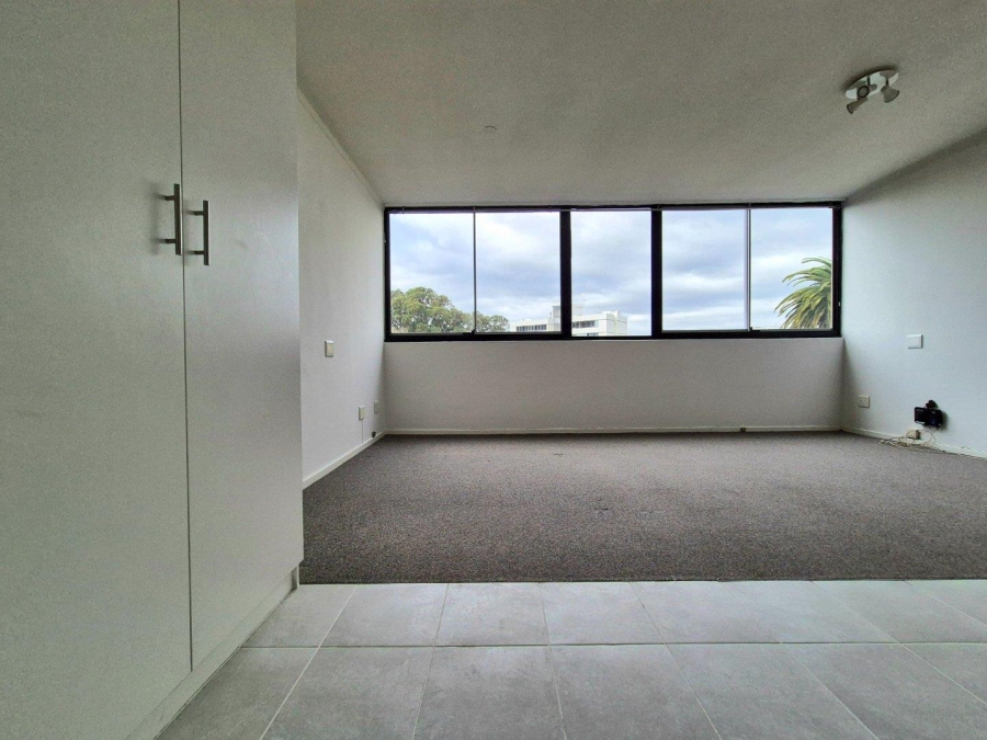 1 Bedroom Property for Sale in Claremont Upper Western Cape